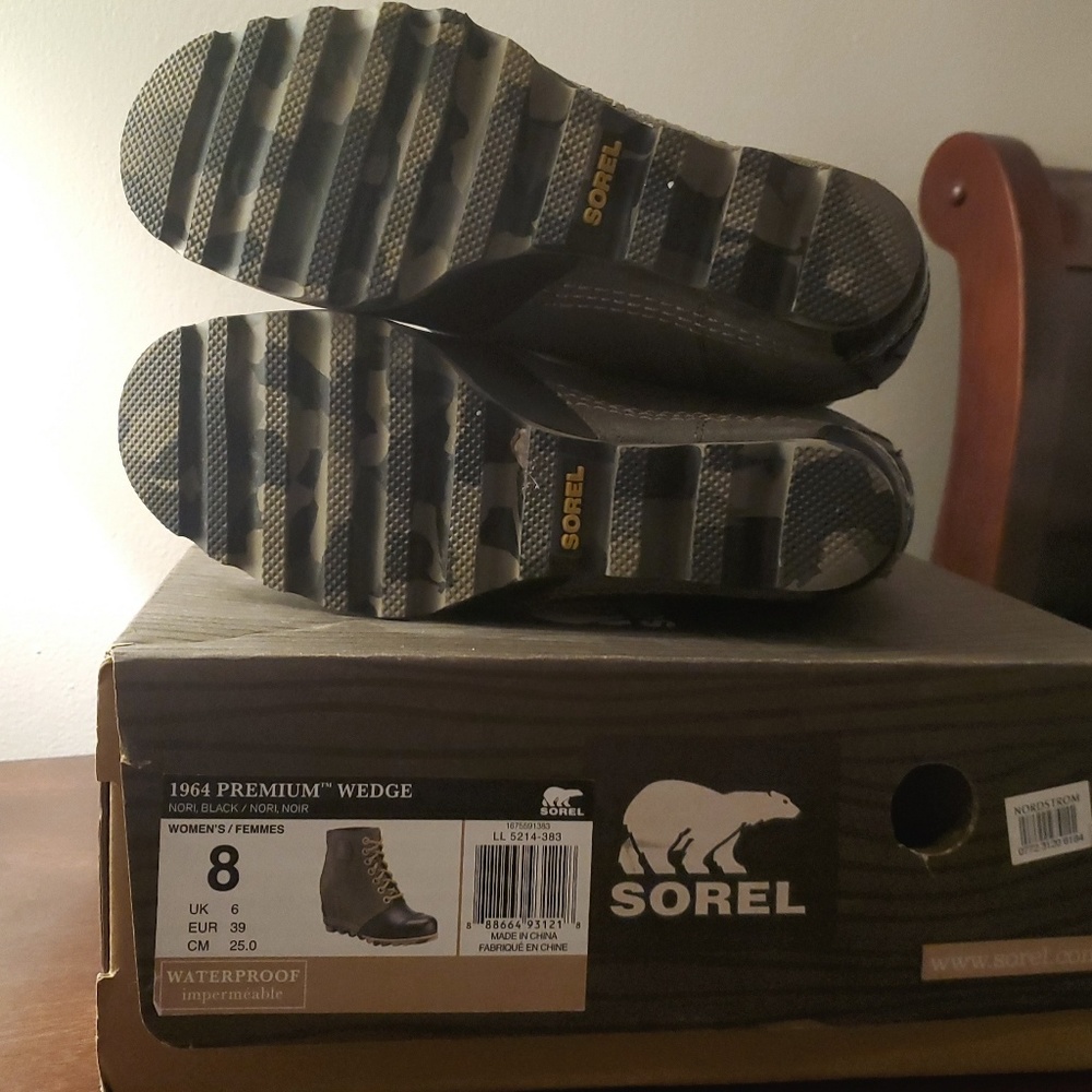 Sorel  Women's 1964 Premium Waterproof  Wedge Boot
